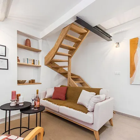 Maison Vieux Chateau - Vue Imprenable - Vieille * Мантон