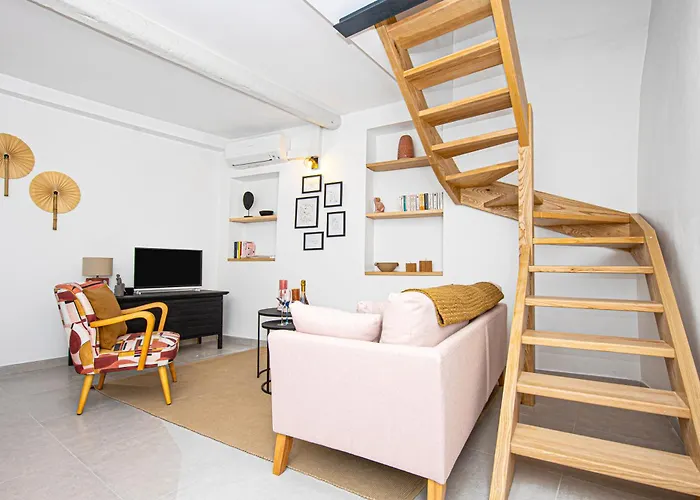 Maison Vieux Chateau - Vue Imprenable - Vieille 멍똥