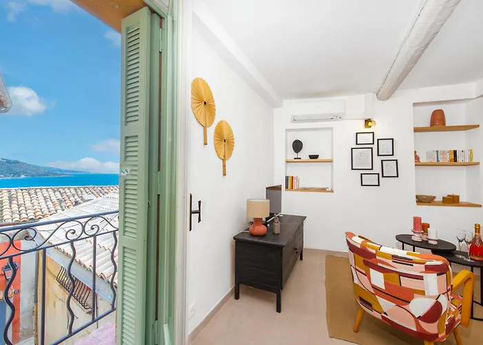 Maison Vieux Chateau - Vue Imprenable - Vieille 펜션