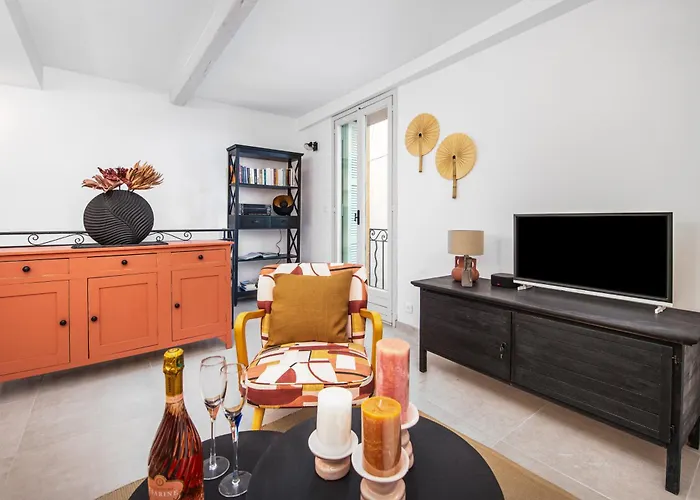 펜션 Maison Vieux Chateau - Vue Imprenable - Vieille